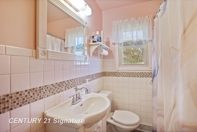 4551 Westfield Court, Bay City, MI 48706