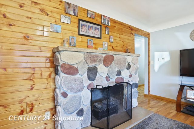 4551 Westfield Court, Bay City, MI 48706