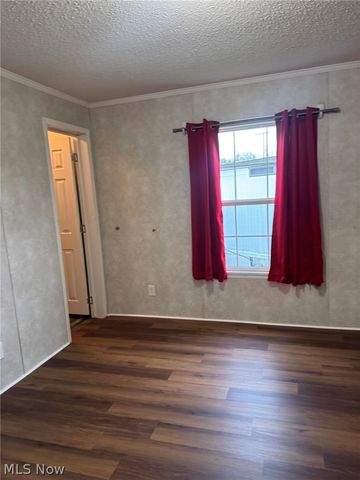 6835 Richmond Road 26, Glenwillow, OH 44139