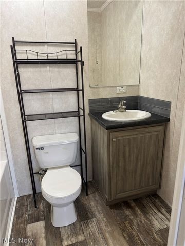 6835 Richmond Road 26, Glenwillow, OH 44139