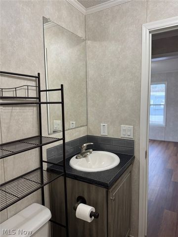 6835 Richmond Road 26, Glenwillow, OH 44139
