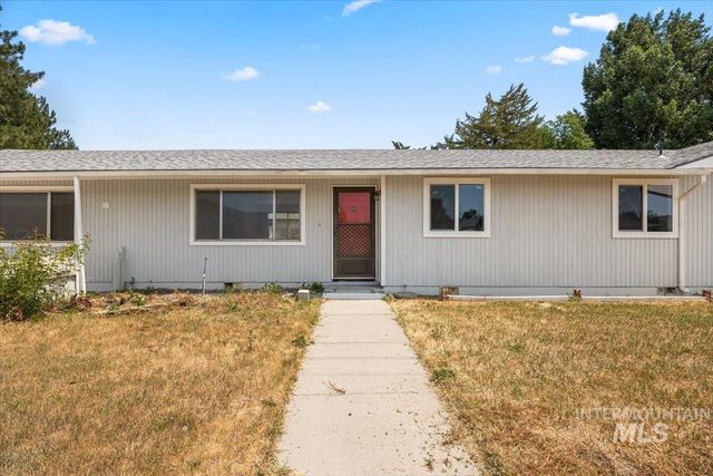 435 N Haskett Street, Mountain Home, ID 83647