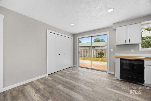 435 N Haskett Street, Mountain Home, ID 83647