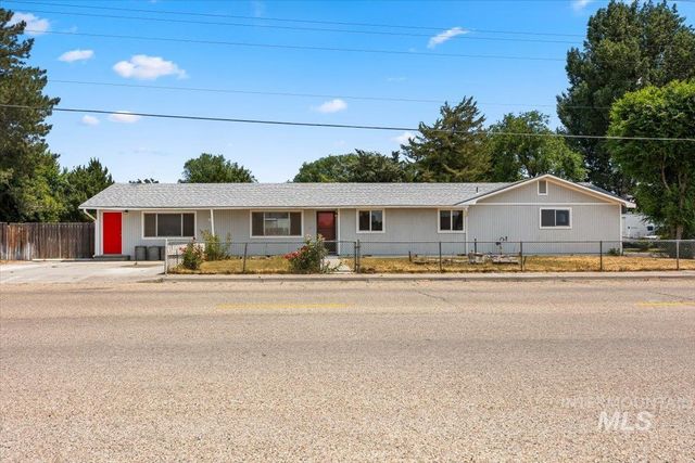 435 N Haskett Street, Mountain Home, ID 83647