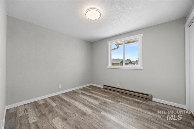 435 N Haskett Street, Mountain Home, ID 83647