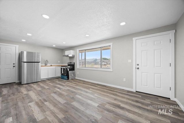 435 N Haskett Street, Mountain Home, ID 83647