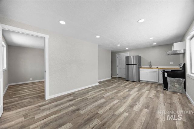 435 N Haskett Street, Mountain Home, ID 83647