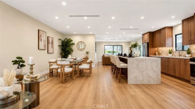 1436 N Frederic, Burbank, CA 91505