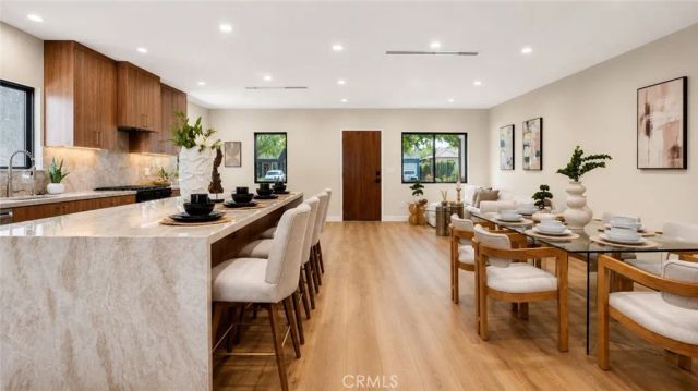 1436 N Frederic, Burbank, CA 91505