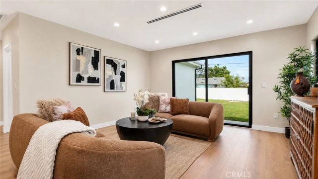 1436 N Frederic, Burbank, CA 91505