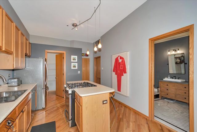 910 S Michigan Avenue 716, Chicago, IL 60605