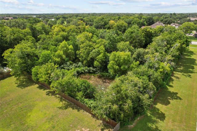 2305 Fm 1462 Road, Alvin, TX 77511