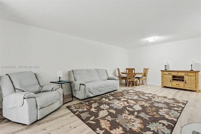 1410 Sheridan St 12I, Hollywood, FL 33020