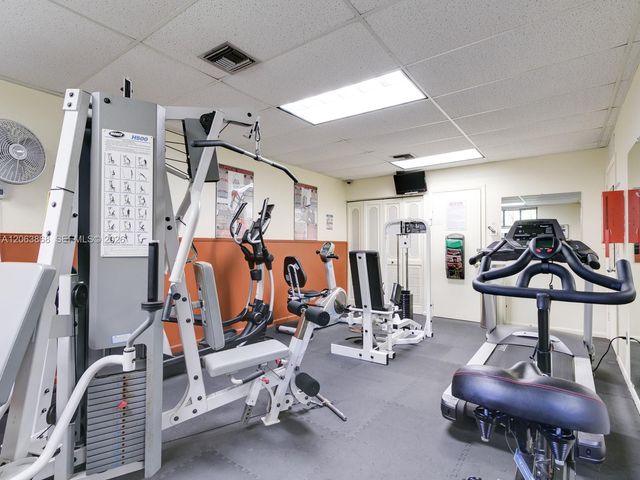 1410 Sheridan St 12I, Hollywood, FL 33020