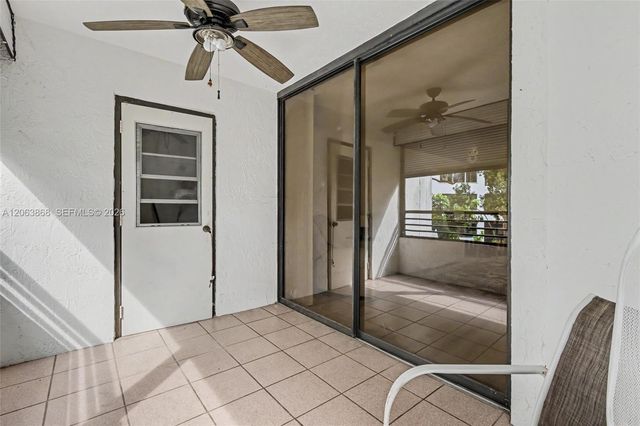 1410 Sheridan St 12I, Hollywood, FL 33020