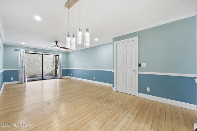 5811 ATLANTIC Boulevard 229, Jacksonville, FL 32207