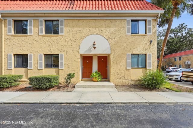 5811 ATLANTIC Boulevard 229, Jacksonville, FL 32207