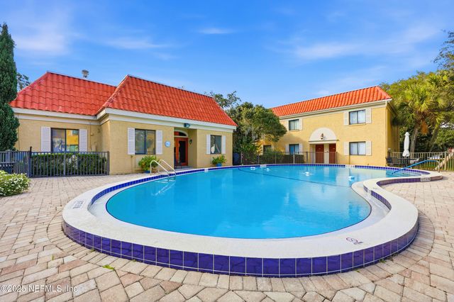 5811 ATLANTIC Boulevard 229, Jacksonville, FL 32207