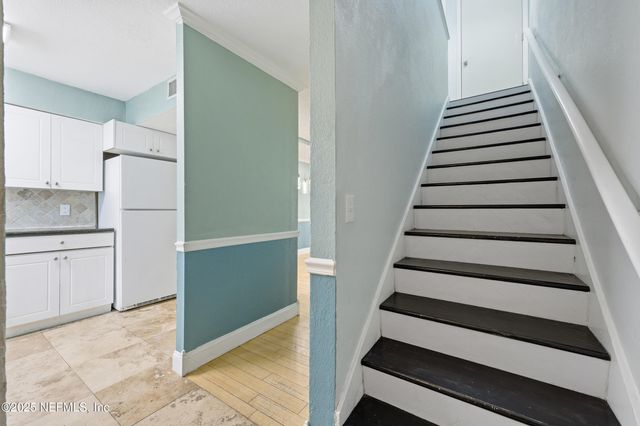 5811 ATLANTIC Boulevard 229, Jacksonville, FL 32207