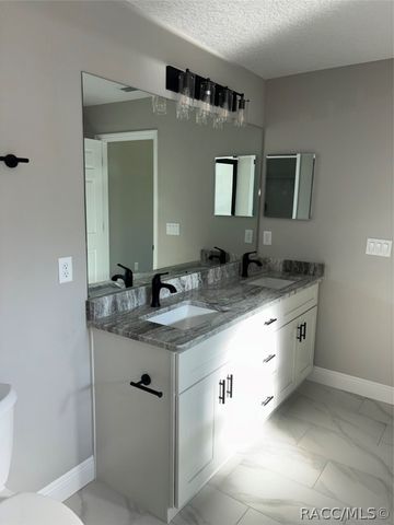 8402 N Bolder Drive, Dunnellon, FL 34434