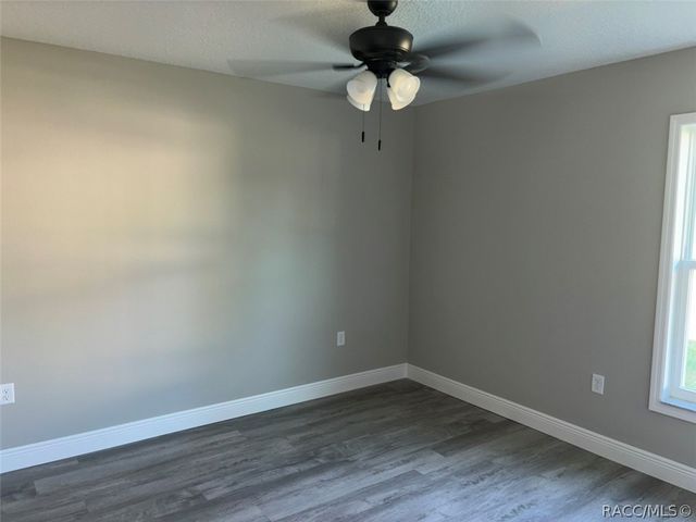 8402 N Bolder Drive, Dunnellon, FL 34434