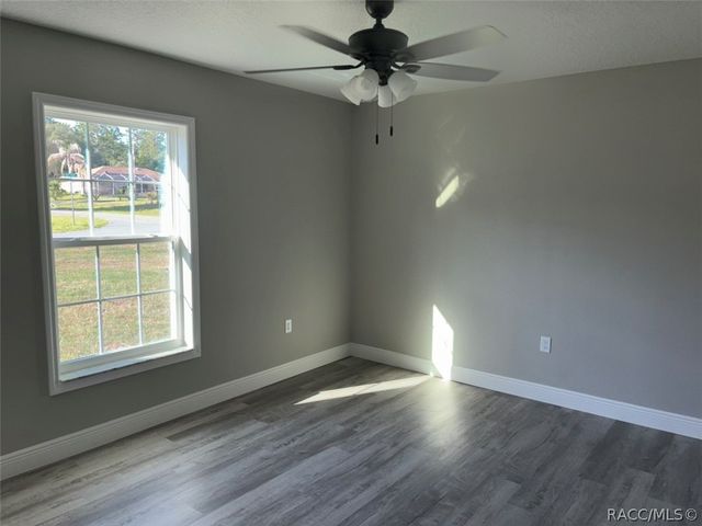 8402 N Bolder Drive, Dunnellon, FL 34434