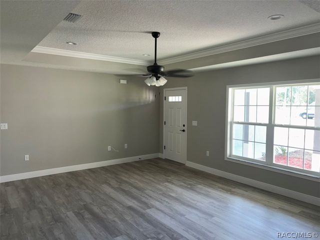 8402 N Bolder Drive, Dunnellon, FL 34434