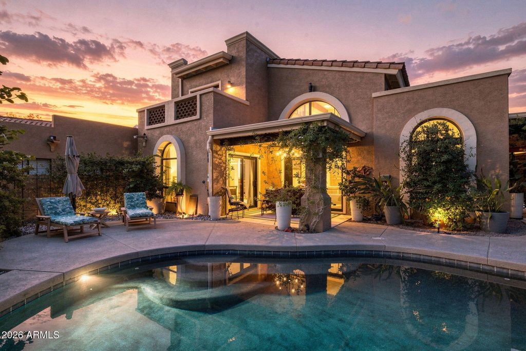 11039 N 11TH Street, Phoenix, AZ 85020 — exterior