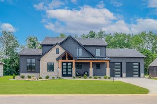 21242 Hallton Drive, Bristol, IN 46507