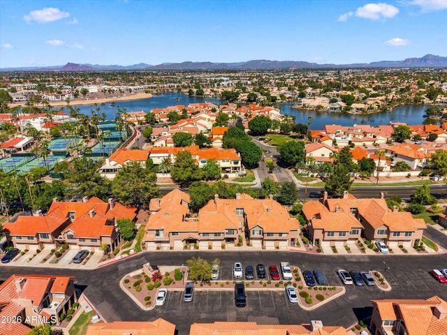 1633 E LAKESIDE Drive 165, Gilbert, AZ 85234