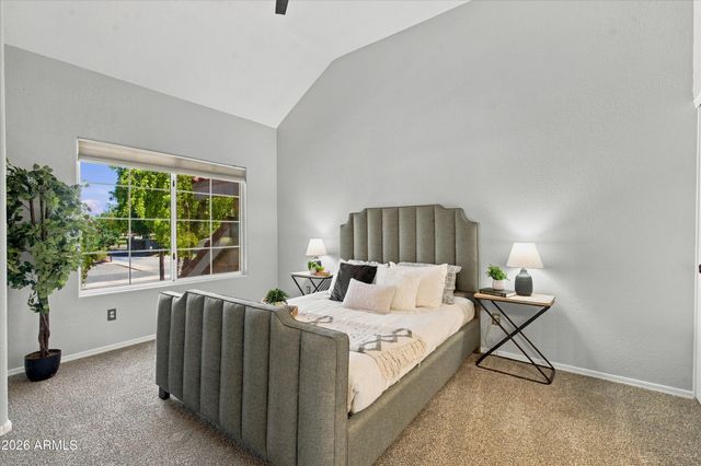 1633 E LAKESIDE Drive 165, Gilbert, AZ 85234