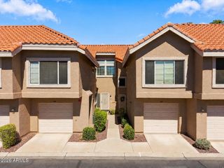 1633 E LAKESIDE Drive 165, Gilbert, AZ 85234