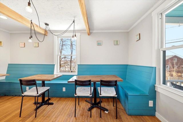 908 W MAIN ST, Waynesboro, VA 22980