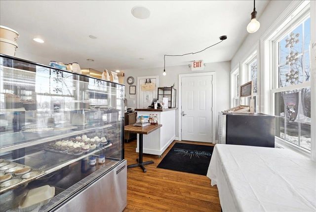 908 W MAIN ST, Waynesboro, VA 22980