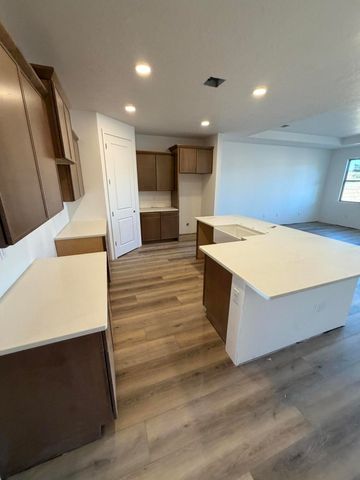 6801 Preston Road Road NE, Rio Rancho, NM 87144