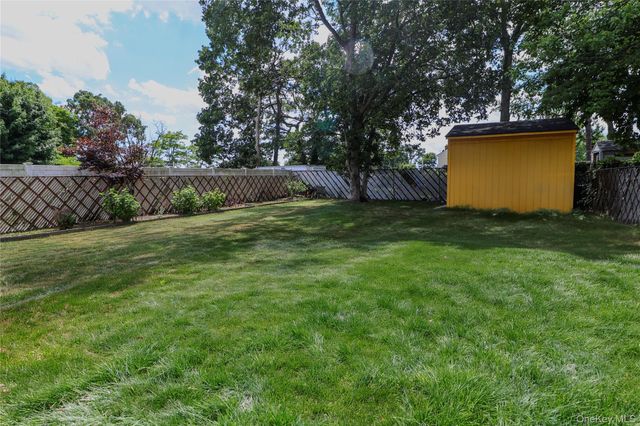 23 Peters Boulevard, Central Islip, NY 11722