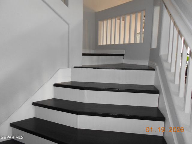 4592 ROBERT ACOSTA Drive, El Paso, TX 79934