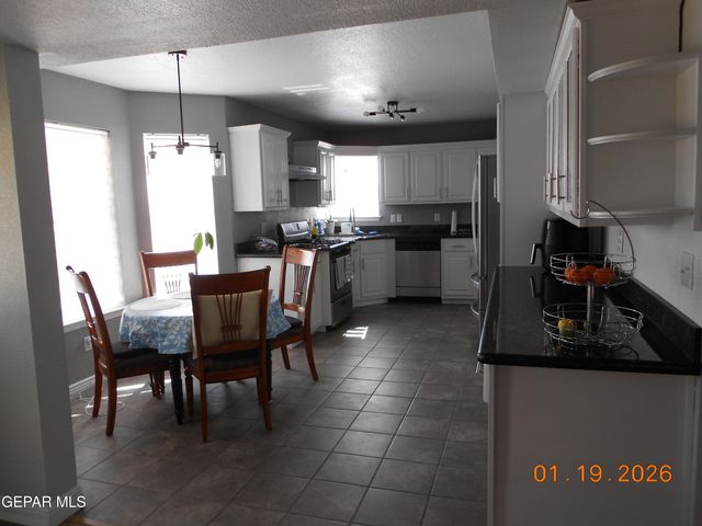 4592 ROBERT ACOSTA Drive, El Paso, TX 79934