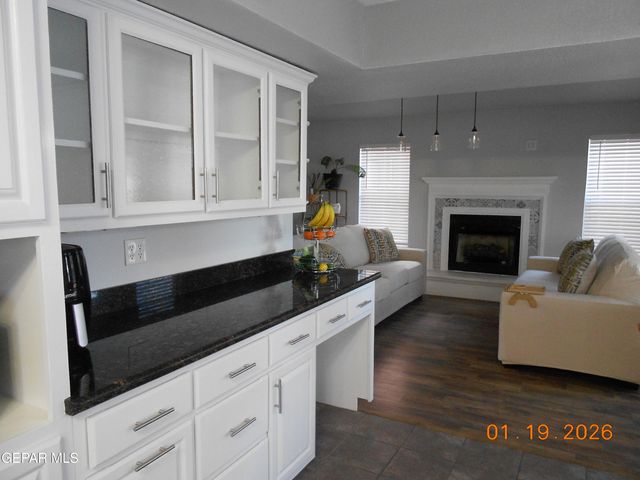 4592 ROBERT ACOSTA Drive, El Paso, TX 79934