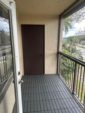 4481 W Mcnab Rd 37, Pompano Beach, FL 33069