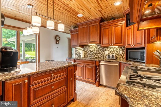 1296 SUNNYSIDE HOLLOW RD, Port Matilda, PA 16870