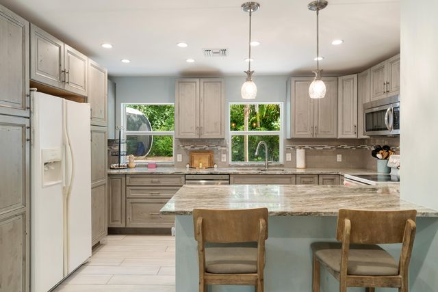 217 Gasparilla Drive, Key Largo, FL 33037