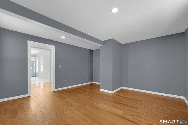 254 Broad Street, Norwich, CT 06360