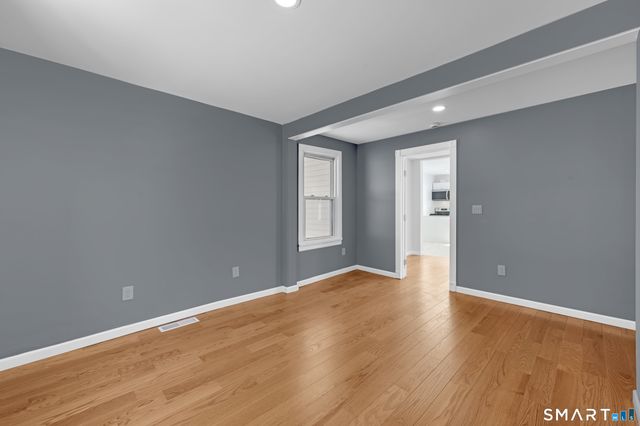 254 Broad Street, Norwich, CT 06360