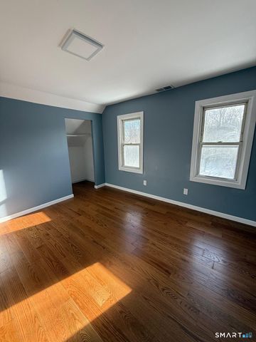 254 Broad Street, Norwich, CT 06360