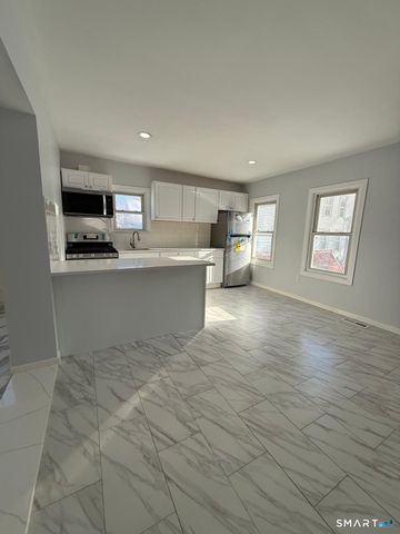 254 Broad Street, Norwich, CT 06360