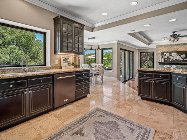 5563 Sur Mer Dr, El Dorado Hills, CA 95762