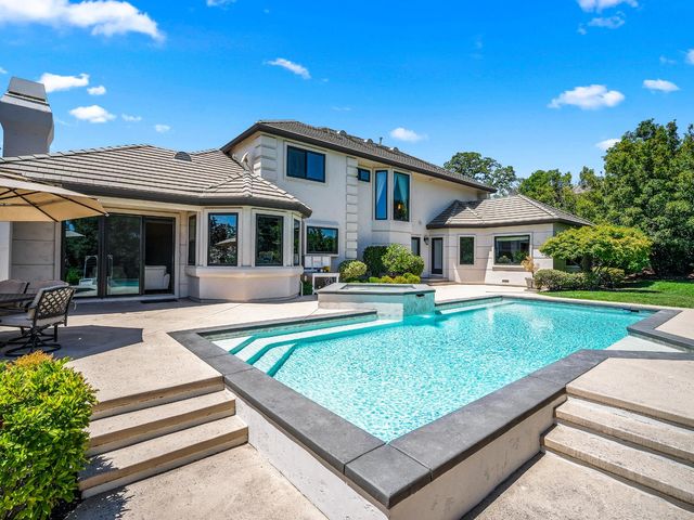 5563 Sur Mer Dr, El Dorado Hills, CA 95762