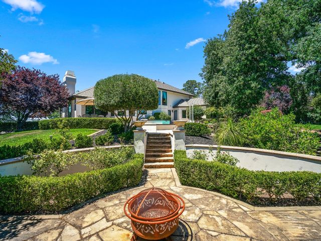 5563 Sur Mer Dr, El Dorado Hills, CA 95762