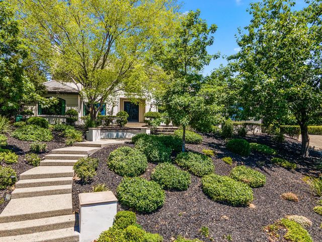 5563 Sur Mer Dr, El Dorado Hills, CA 95762